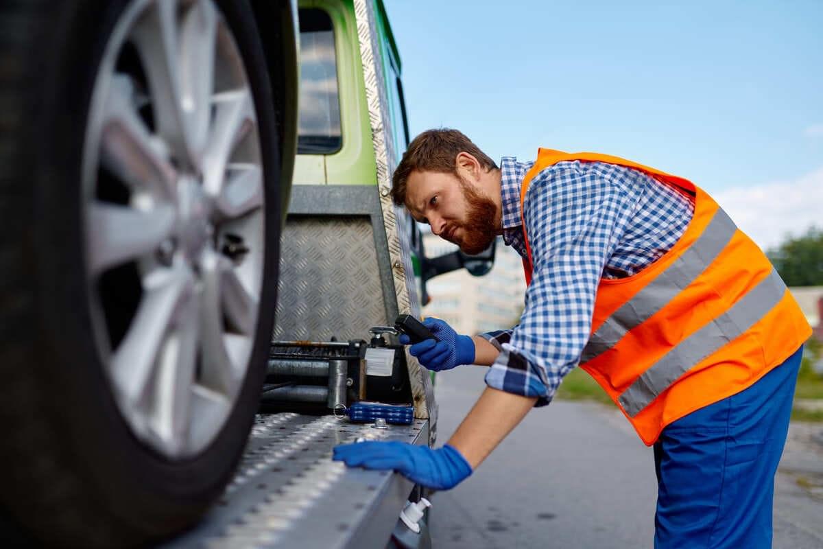 Free Towing in Panorama City